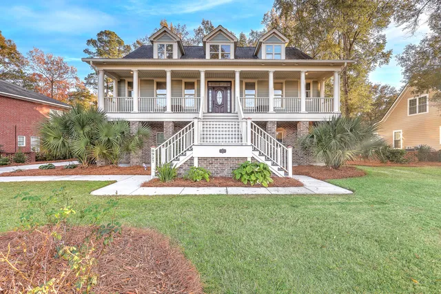 $1,200,000 | 8927 East Fairway Woods Drive, North Charleston, SC 29420
