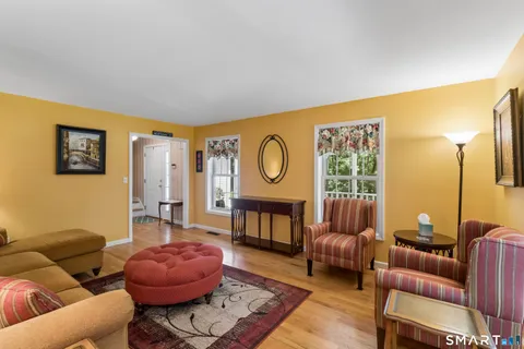 $755,000 | 10 Ferris Road, Newtown, CT 06470