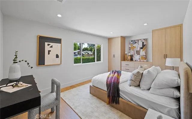 $12,500 | 5157 Woodley Avenue, Encino, CA 91436