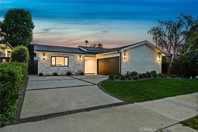 $12,500 | 5157 Woodley Avenue, Encino, CA 91436