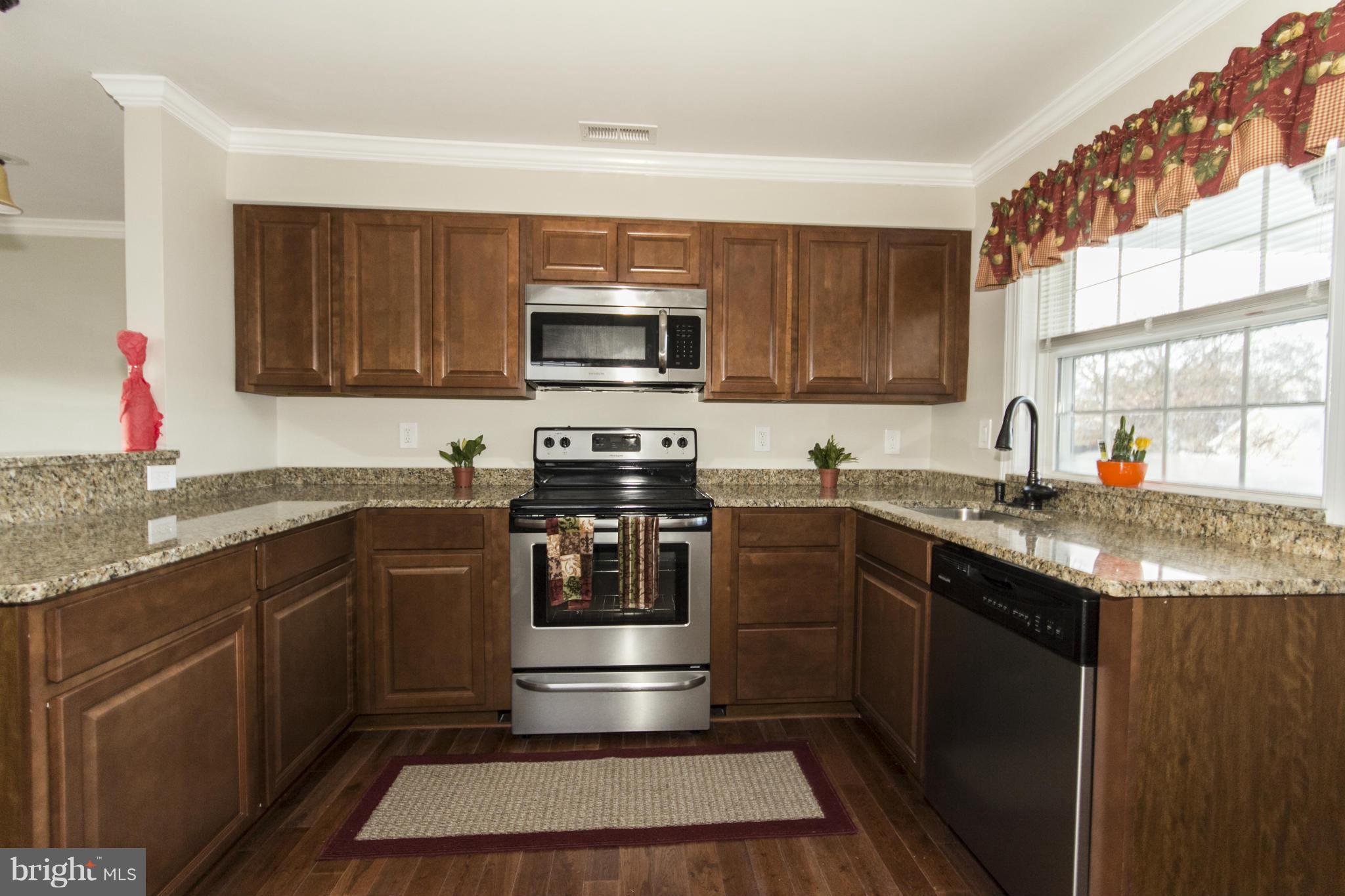 30 Compass Road Baltimore, MD 21220 - Photo 10 of 21 Kitchen