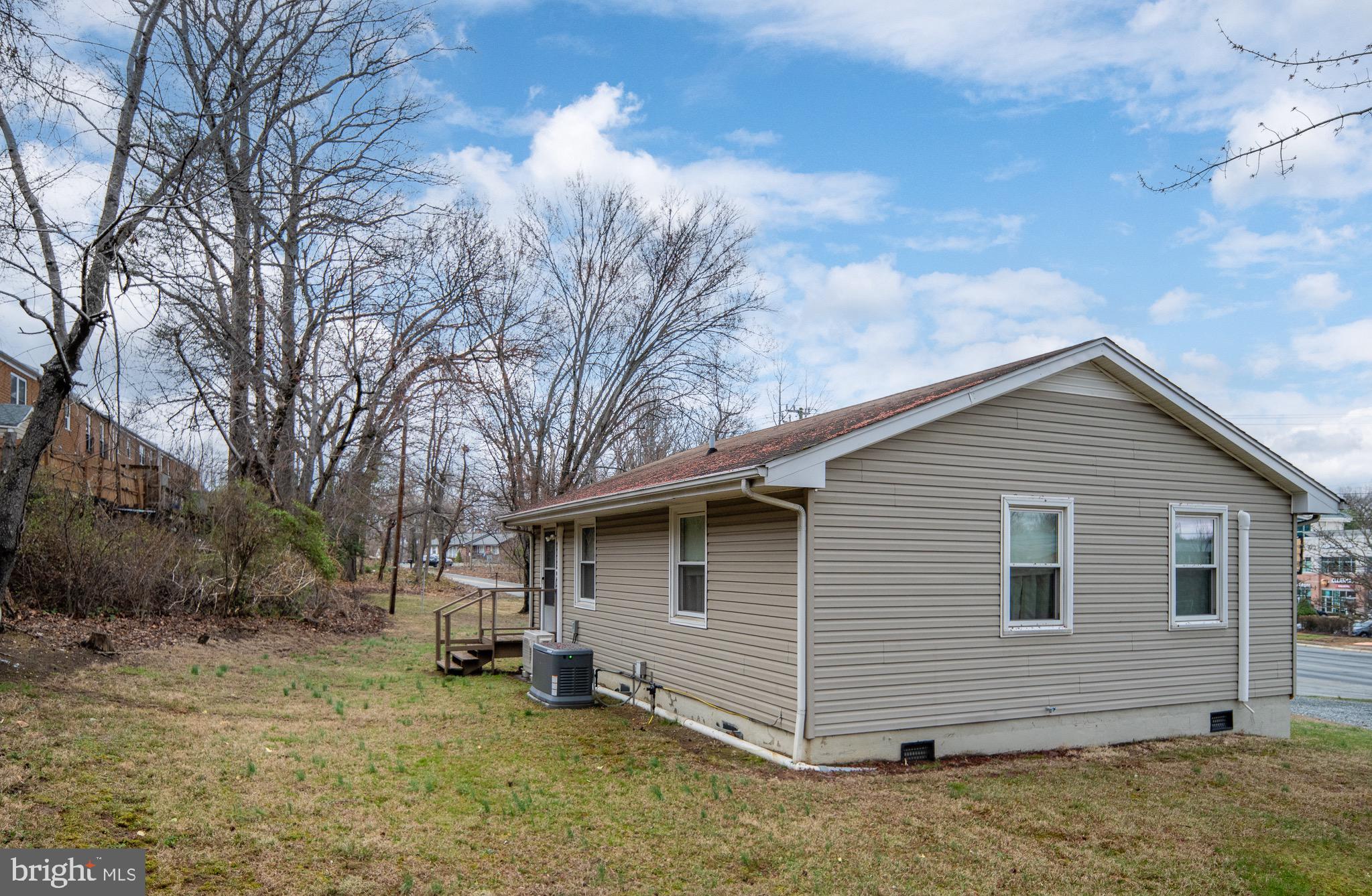 9 Bells Hill Road Stafford, VA 22554 - Photo 31 of 40