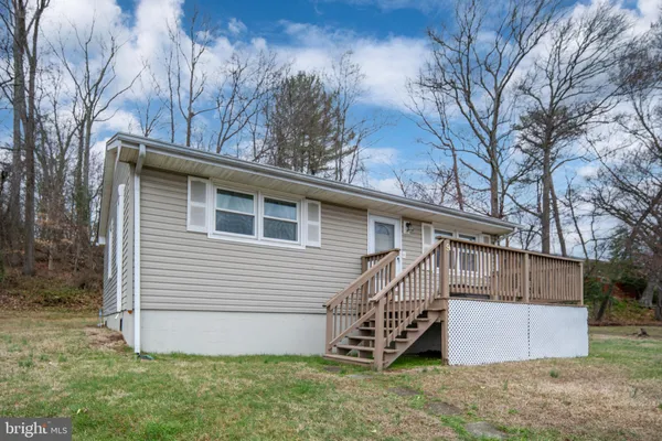 $299,900 | 9 Bells Hill Road, Stafford, VA 22554