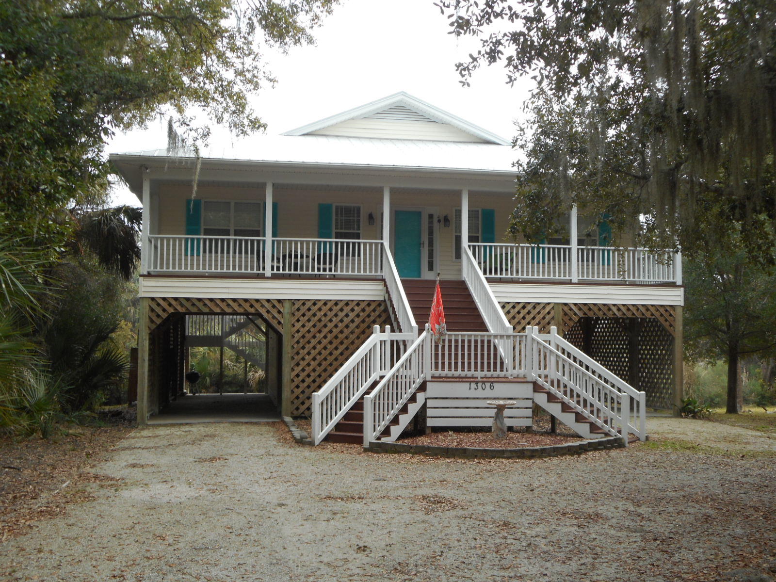 1306 Jungle Road Edisto Beach, SC 29438 - Photo 1 of 20 DSCN4270