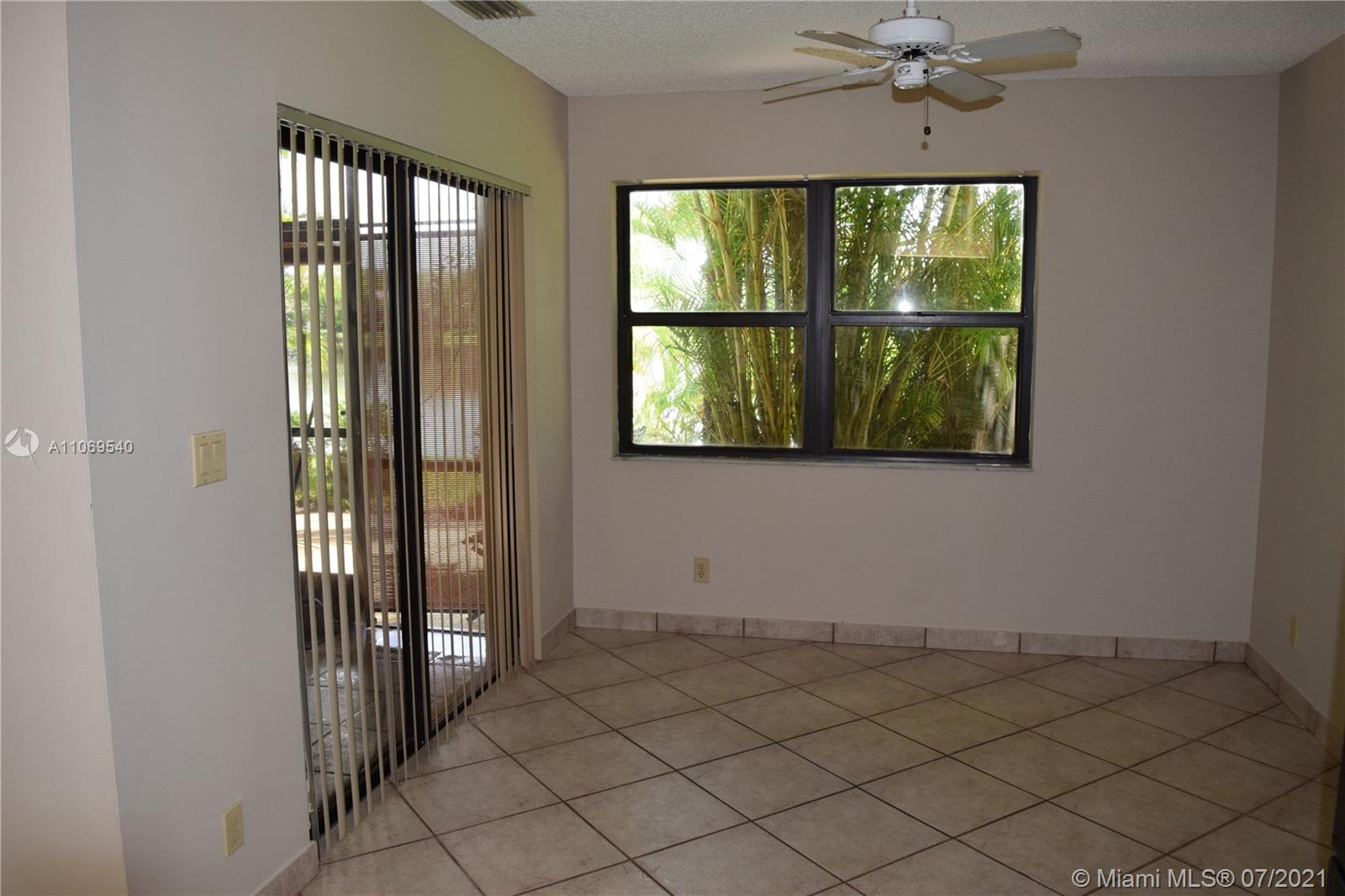 579 Racquet Club Road, Unit 10 Weston, FL 33326 - Photo 14 of 31