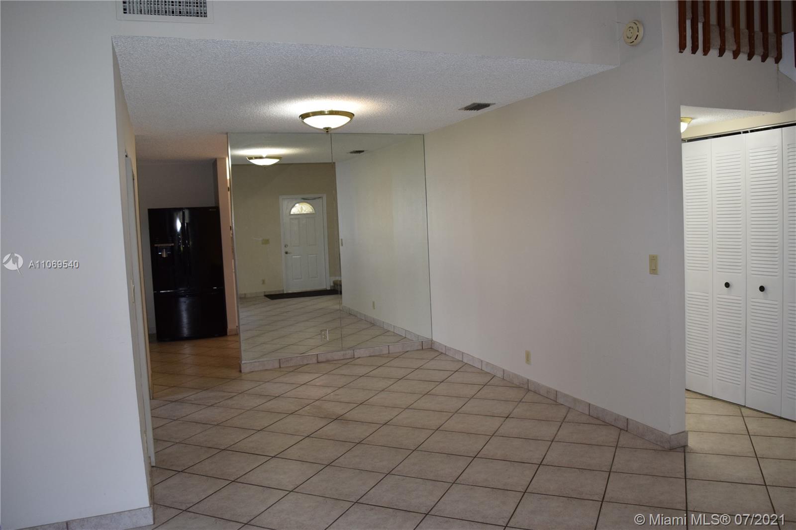 579 Racquet Club Road, Unit 10 Weston, FL 33326 - Photo 16 of 31