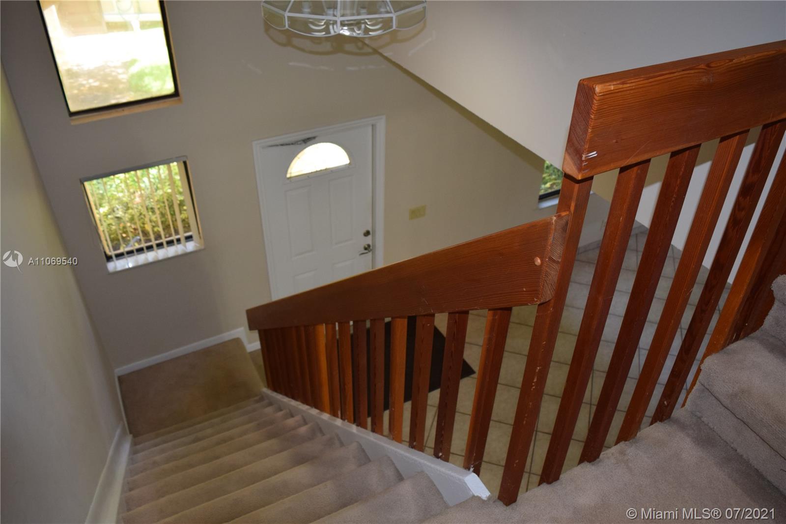 579 Racquet Club Road, Unit 10 Weston, FL 33326 - Photo 22 of 31