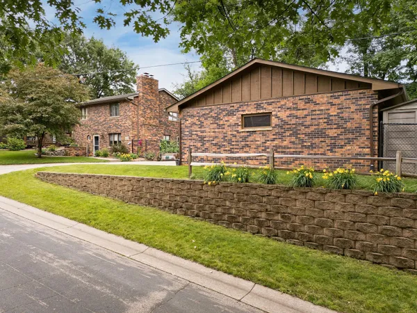 $388,900 | 2234 Bluebird Lane, Buffalo, MN 55313
