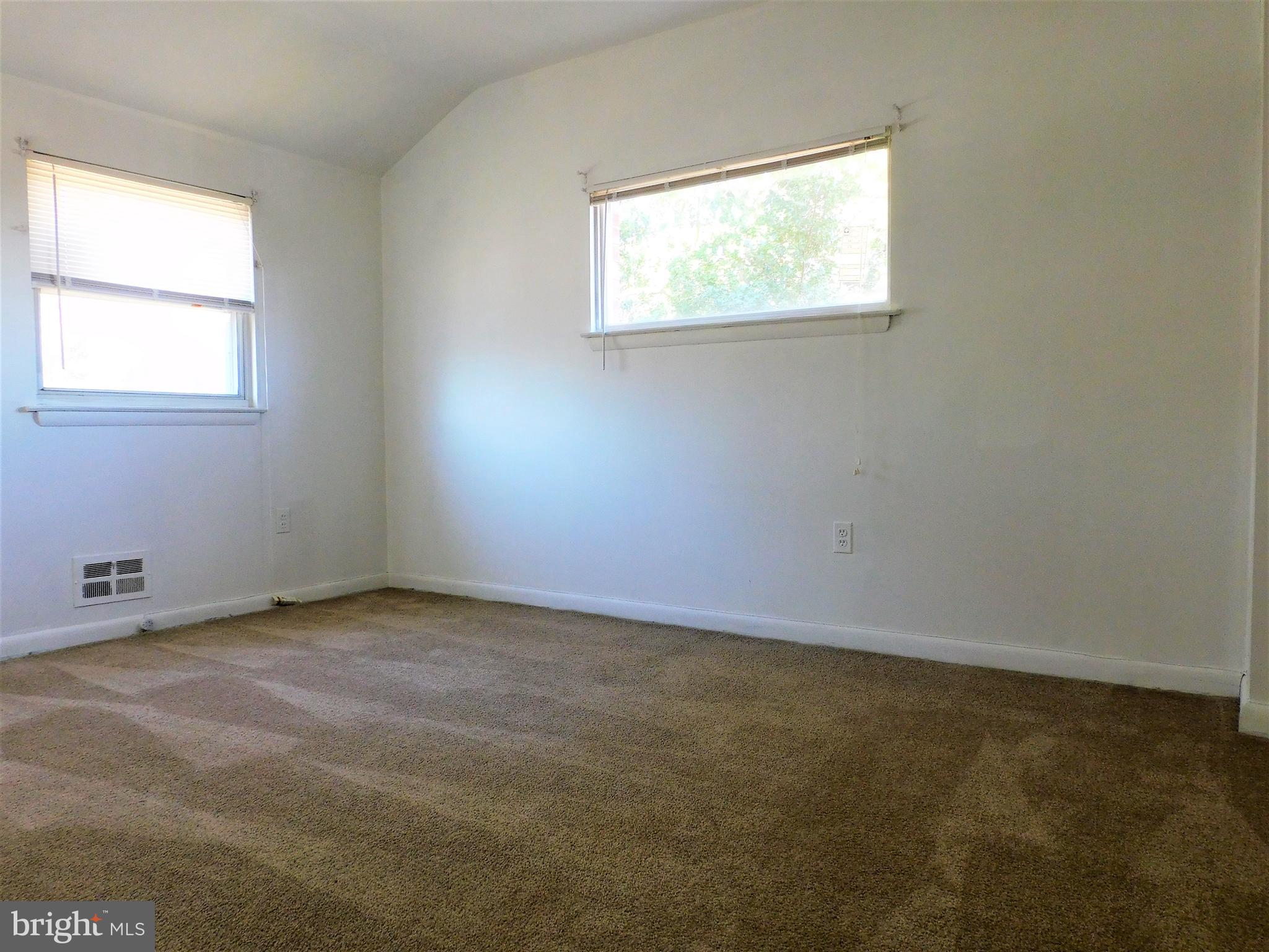 616 Queensgate Road Baltimore, MD 21229 - Photo 16 of 31 Bedroom 2
