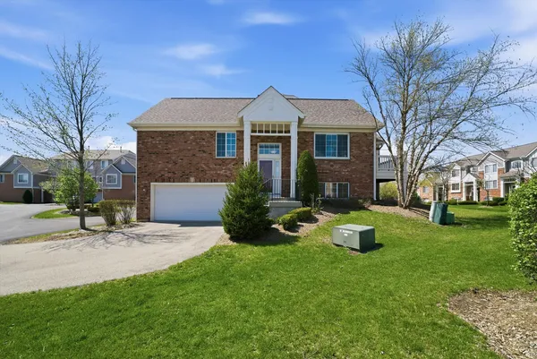 $370,000 | 14125 John Humphrey Drive, Orland Park, IL 60462