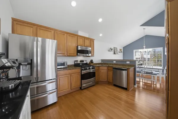 $370,000 | 14125 John Humphrey Drive, Orland Park, IL 60462