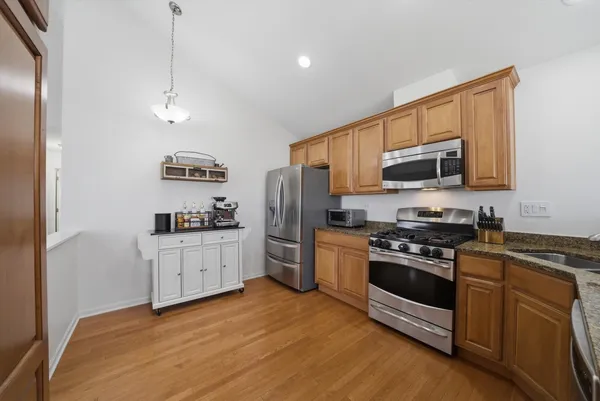 $370,000 | 14125 John Humphrey Drive, Orland Park, IL 60462