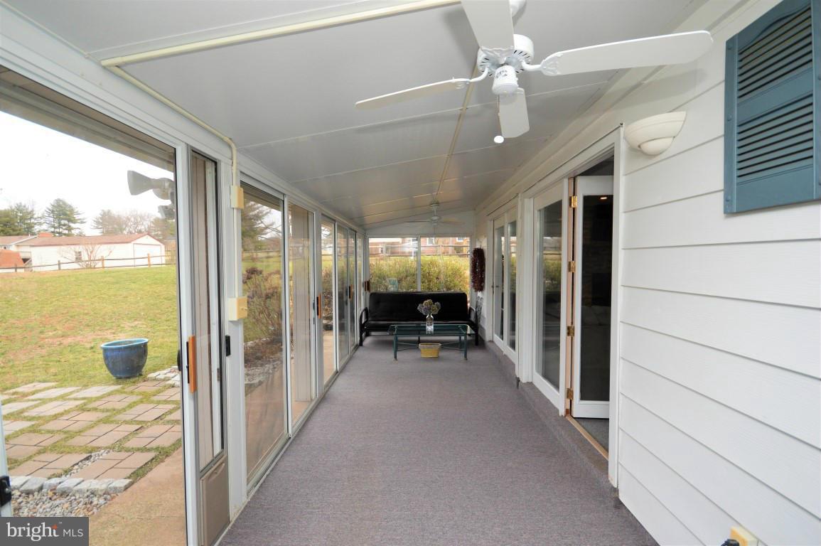 4202 High Ridge Road Haymarket, VA 20169 - Photo 21 of 30 Enclosed Sun Porch