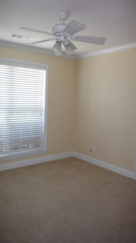 640 Lokchapee Ridge Macon, GA 31210 - Photo 7 of 22 an empty room with a window