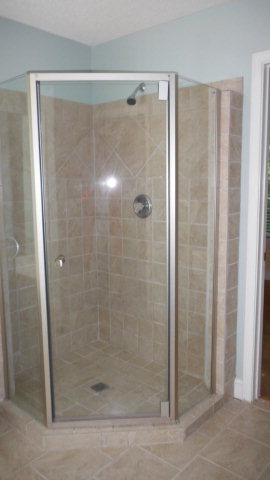 640 Lokchapee Ridge Macon, GA 31210 - Photo 9 of 22 a bathroom with a shower