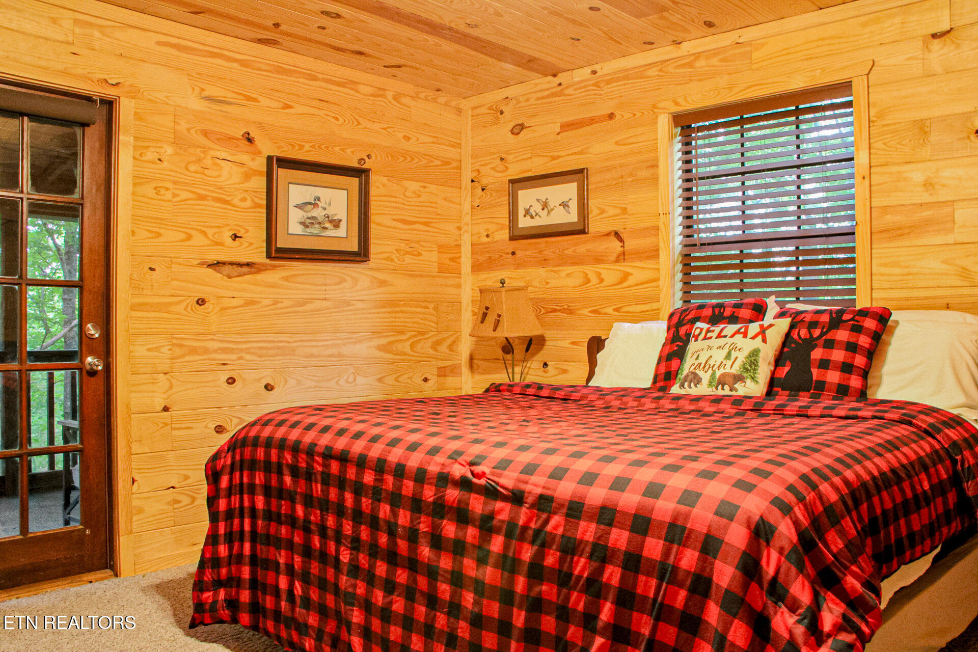 759 Ridgefield Drive Sevierville, TN 37876 - Photo 6 of 43 IMG_0554 (1)