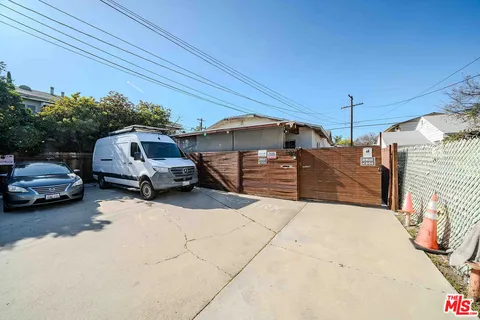 $1,400,000 | 3209 Andrita Street, Los Angeles, CA 90065