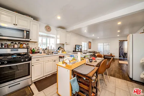 $1,400,000 | 3209 Andrita Street, Los Angeles, CA 90065