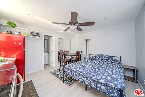 $1,400,000 | 3209 Andrita Street, Los Angeles, CA 90065