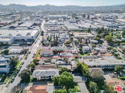 $1,400,000 | 3209 Andrita Street, Los Angeles, CA 90065