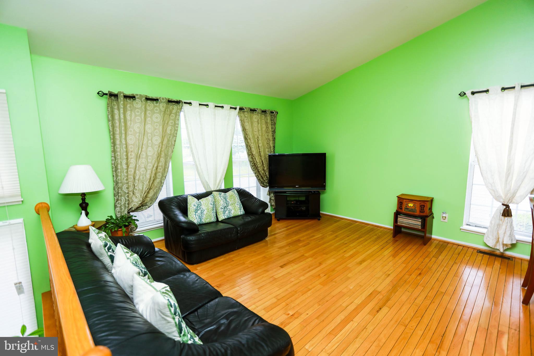 315 Timber Grove Road Owings Mills, MD 21117 - Photo 14 of 43