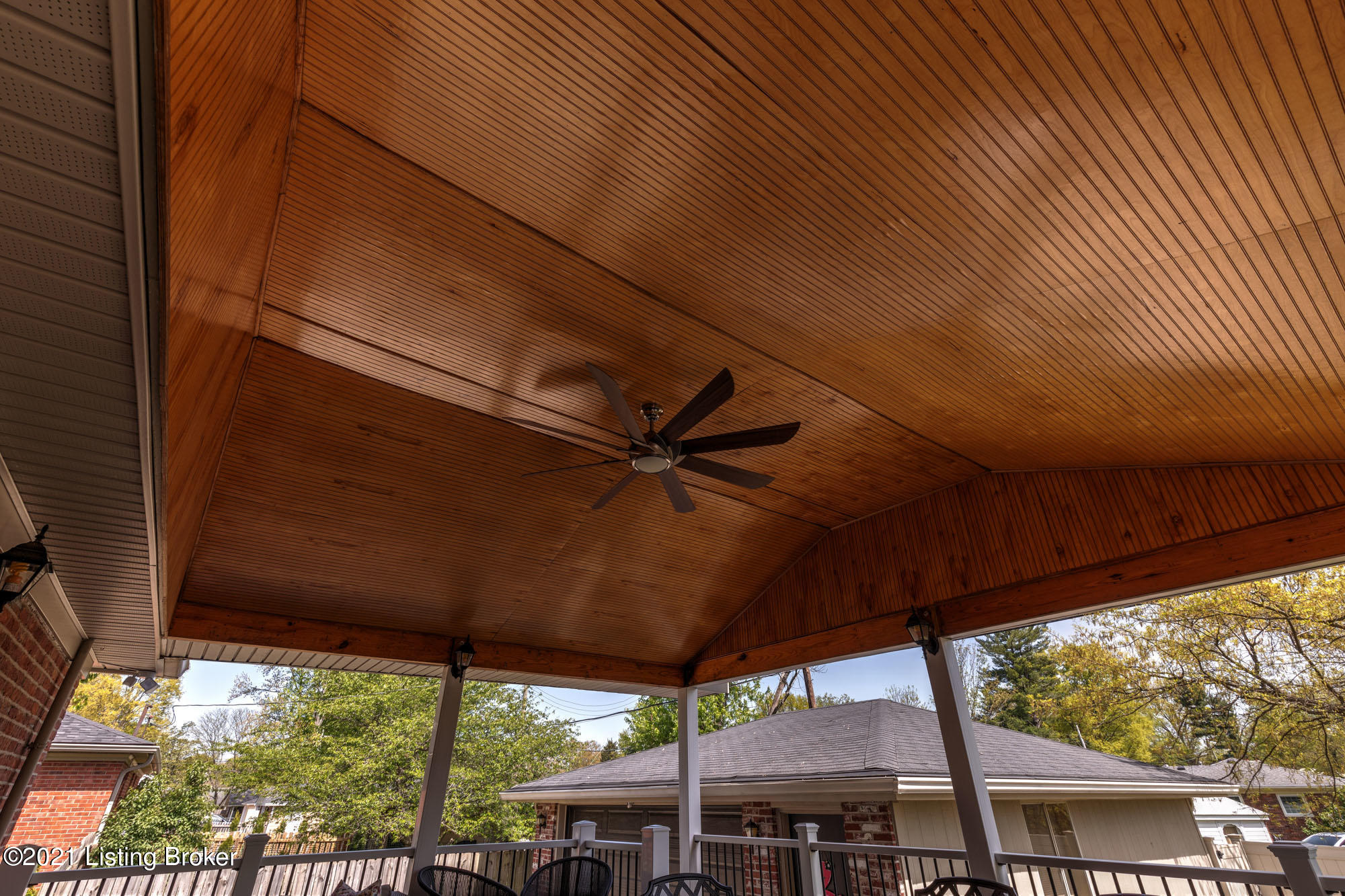 4304 Kinloch Road Louisville, KY 40207 - Photo 50 of 57 Kinloch051