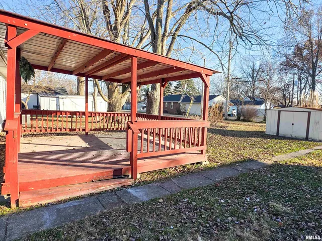 $145,000 | 110 Hickory Street, Flora, IL 62839