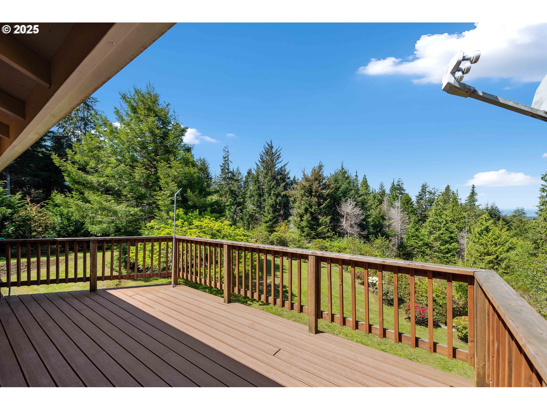 69936 Stage Road North Bend, OR 97459 - Photo 14 of 48 Gallery Image 14