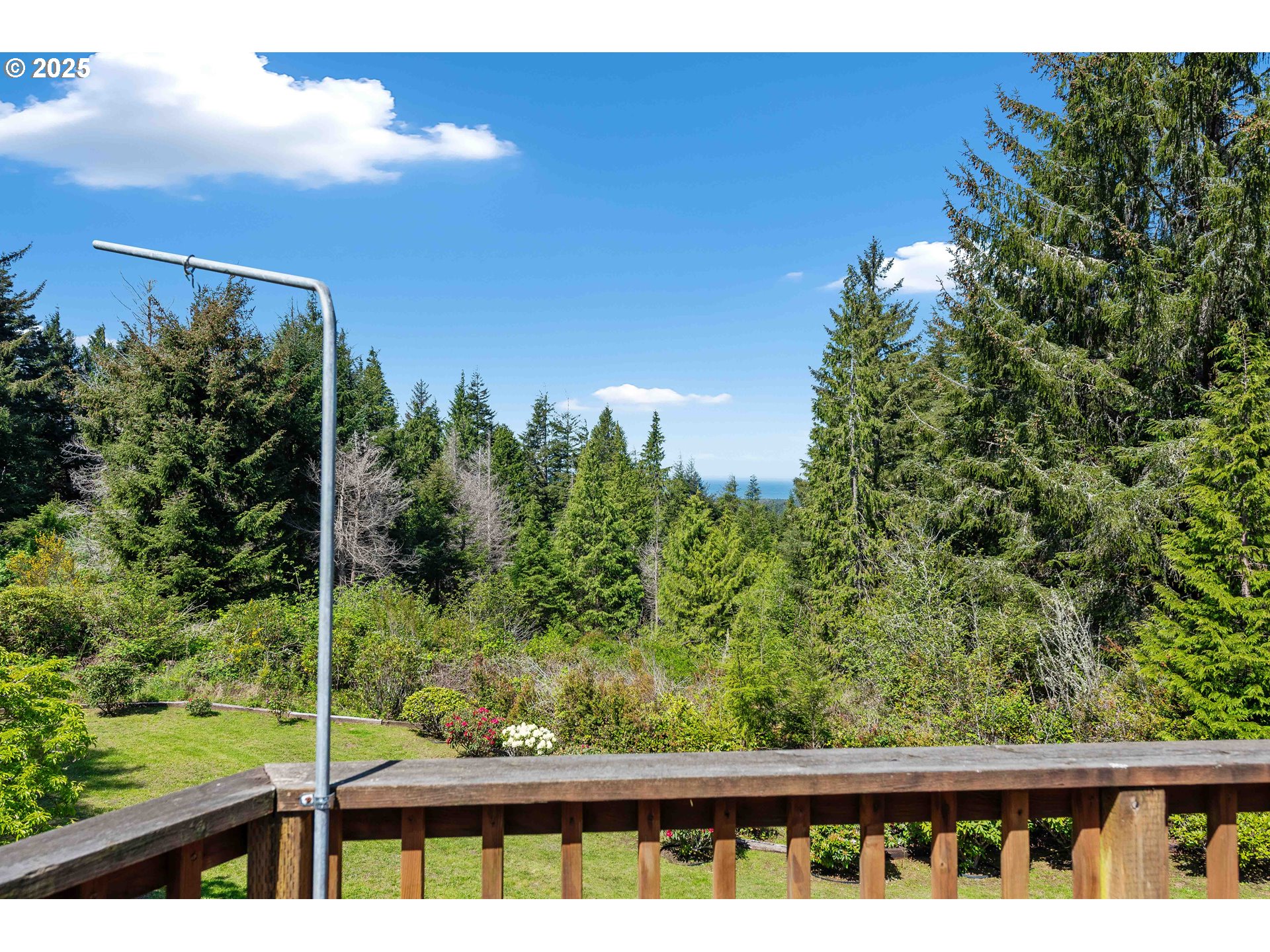 69936 Stage Road North Bend, OR 97459 - Photo 15 of 48 Gallery Image 15