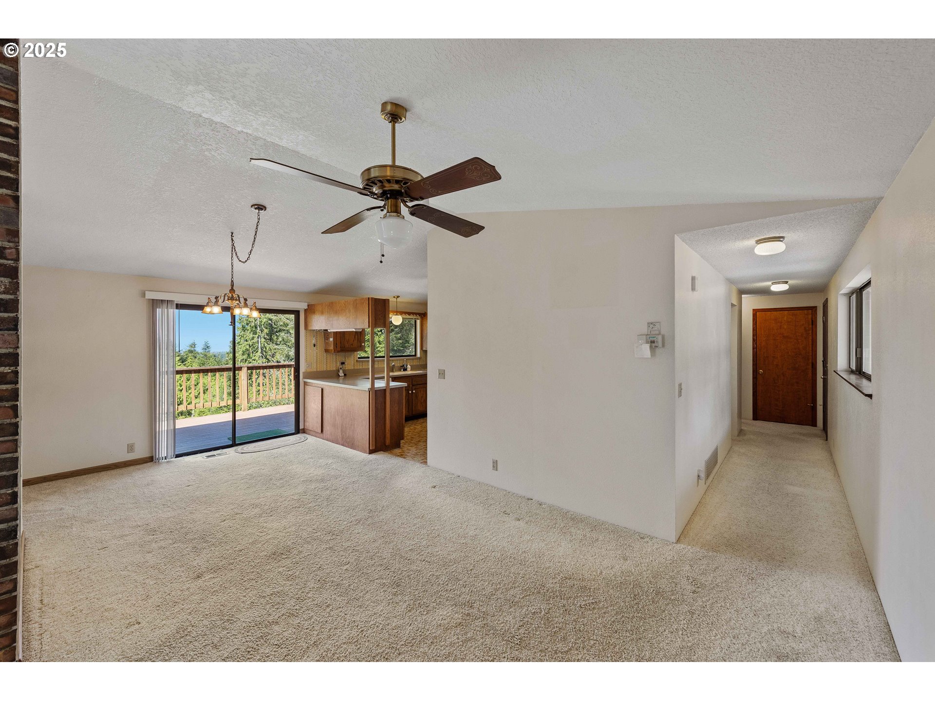 69936 Stage Road North Bend, OR 97459 - Photo 16 of 48 Gallery Image 16