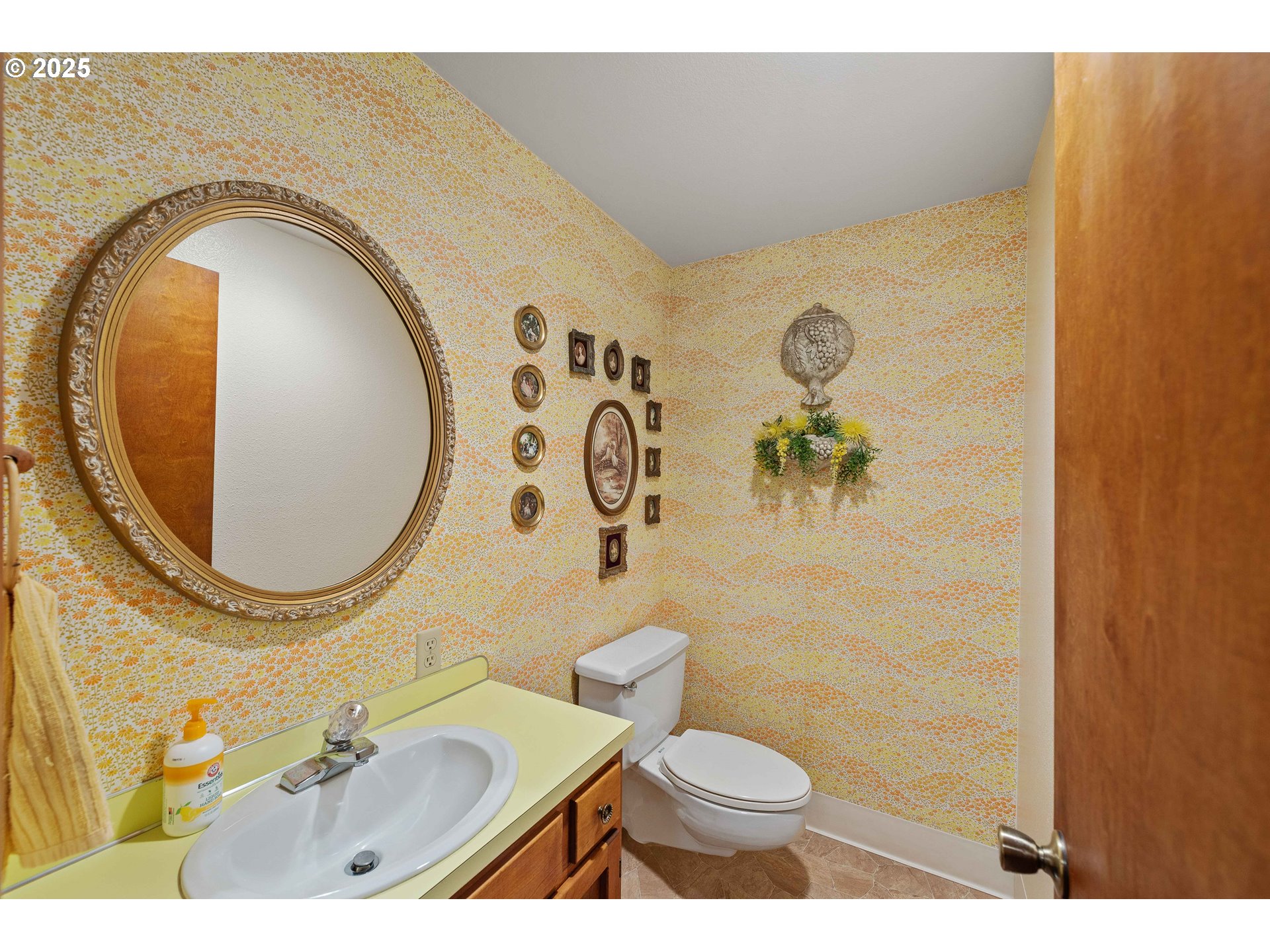 69936 Stage Road North Bend, OR 97459 - Photo 18 of 48 Gallery Image 18