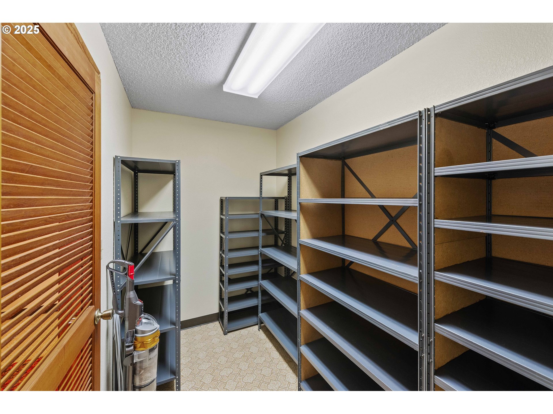 69936 Stage Road North Bend, OR 97459 - Photo 33 of 48 Gallery Image 33