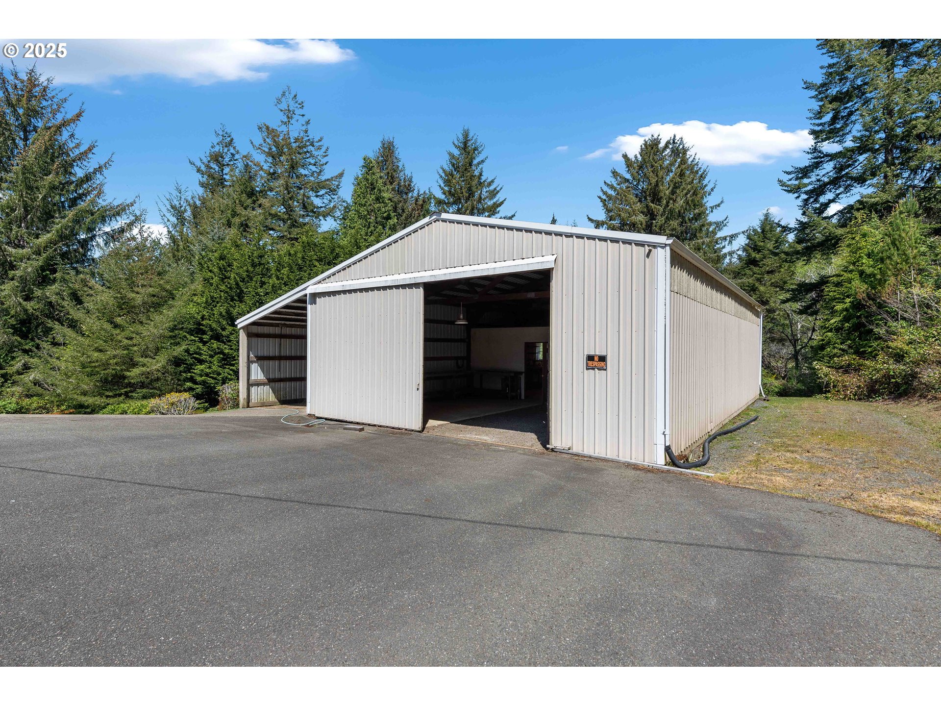 69936 Stage Road North Bend, OR 97459 - Photo 39 of 48 Gallery Image 39