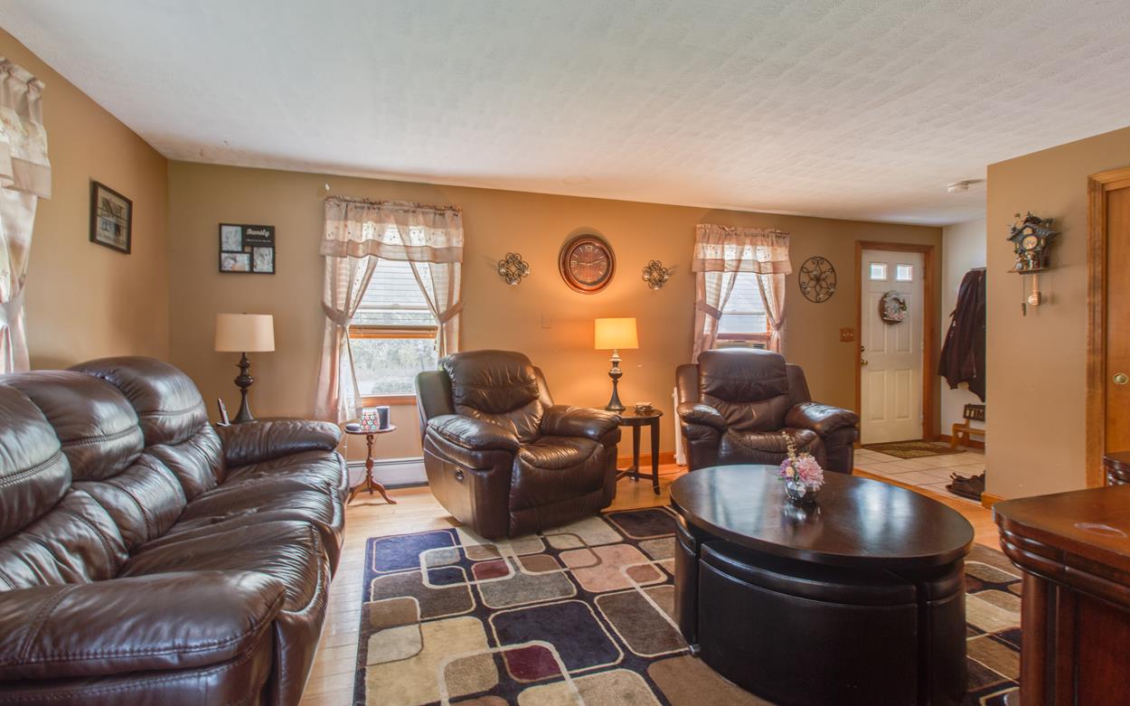64 Kienia Road, Unit B Hudson, NH 03051 - Photo 11 of 16