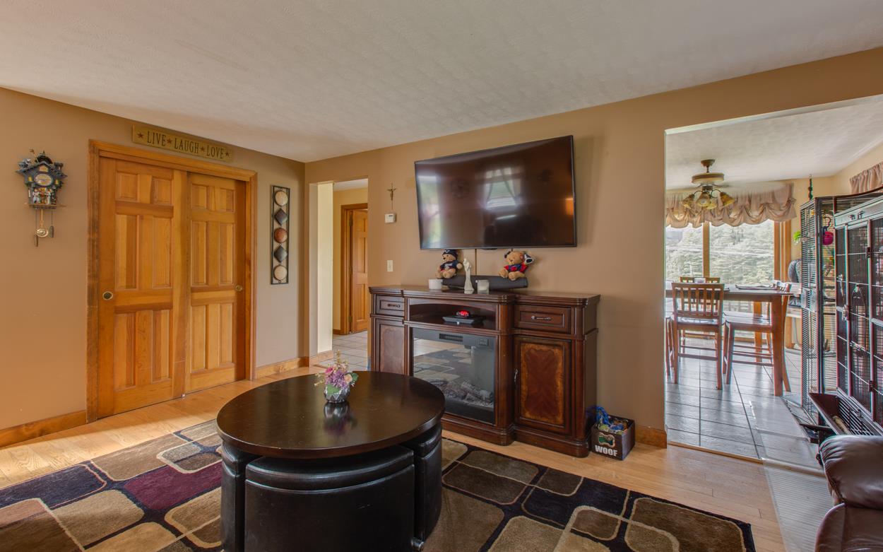 64 Kienia Road, Unit B Hudson, NH 03051 - Photo 12 of 16