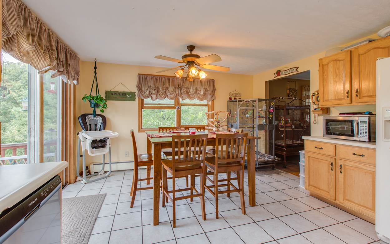 64 Kienia Road, Unit B Hudson, NH 03051 - Photo 6 of 16