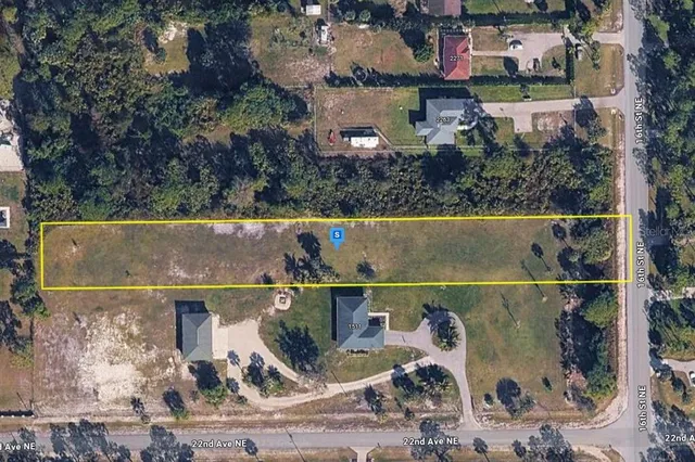 $189,999 | 1520 22nd Avenue Northeast, Naples, FL 34103