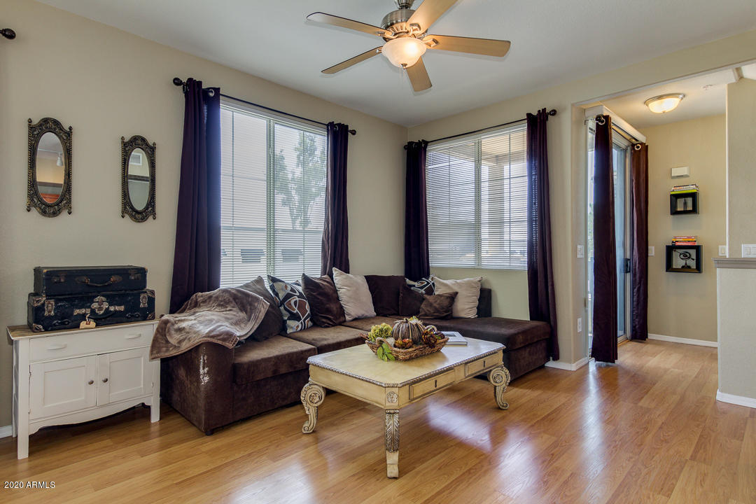 18250 North Cave Creek Road, Unit 198 Phoenix, AZ 85032 - Photo 9 of 73 Living room
