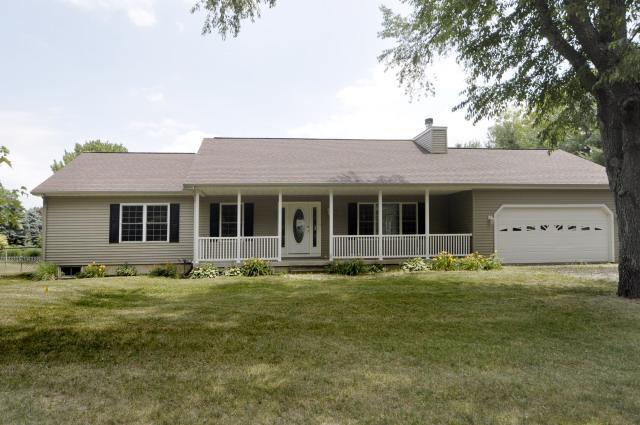 124 Ridgewood Trail Delton, MI 49046 - Photo 1 of 20 Primary Photo