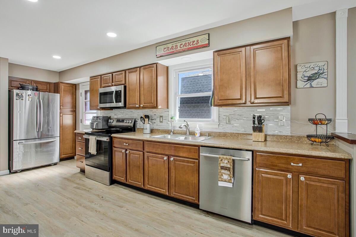 1615 Ruxton Road Edgewater, MD 21037 - Photo 13 of 37