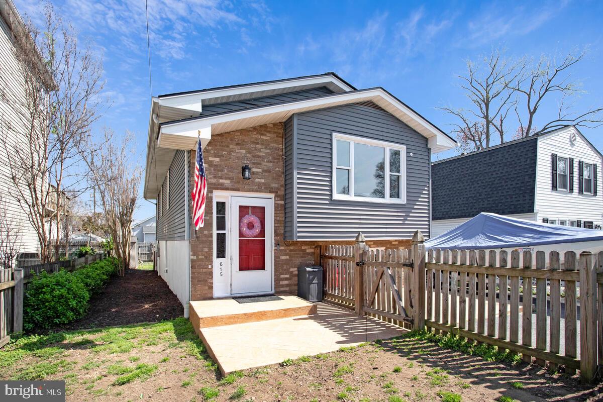 1615 Ruxton Road Edgewater, MD 21037 - Photo 5 of 37