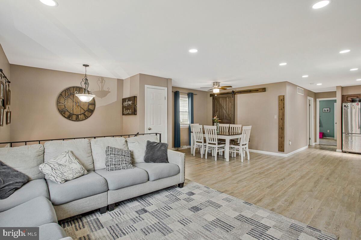 1615 Ruxton Road Edgewater, MD 21037 - Photo 9 of 37