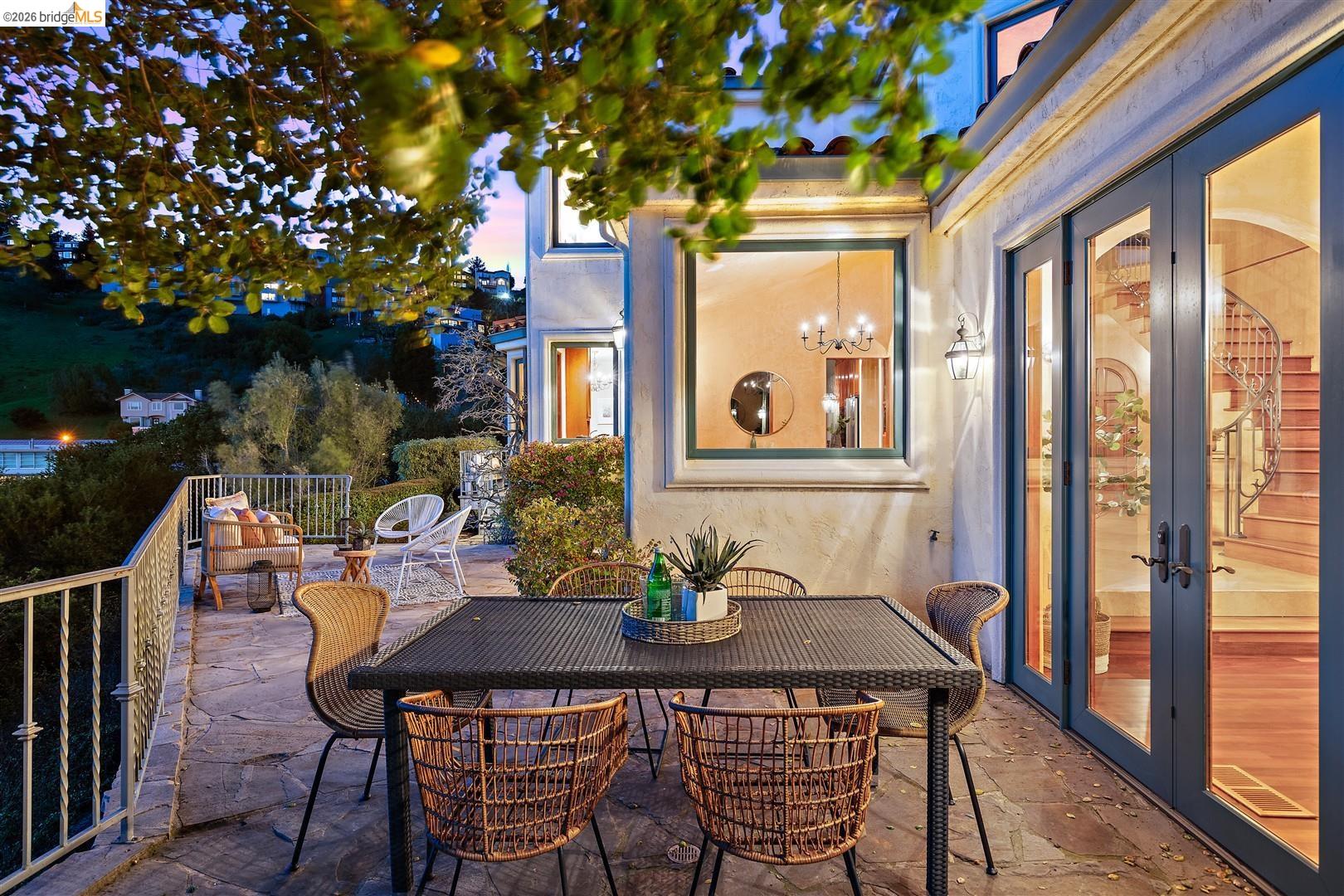 29 Live Oak Road Berkeley, CA 94705 - Photo 22 of 30 a outdoor dining space with furniture and outdoor view
