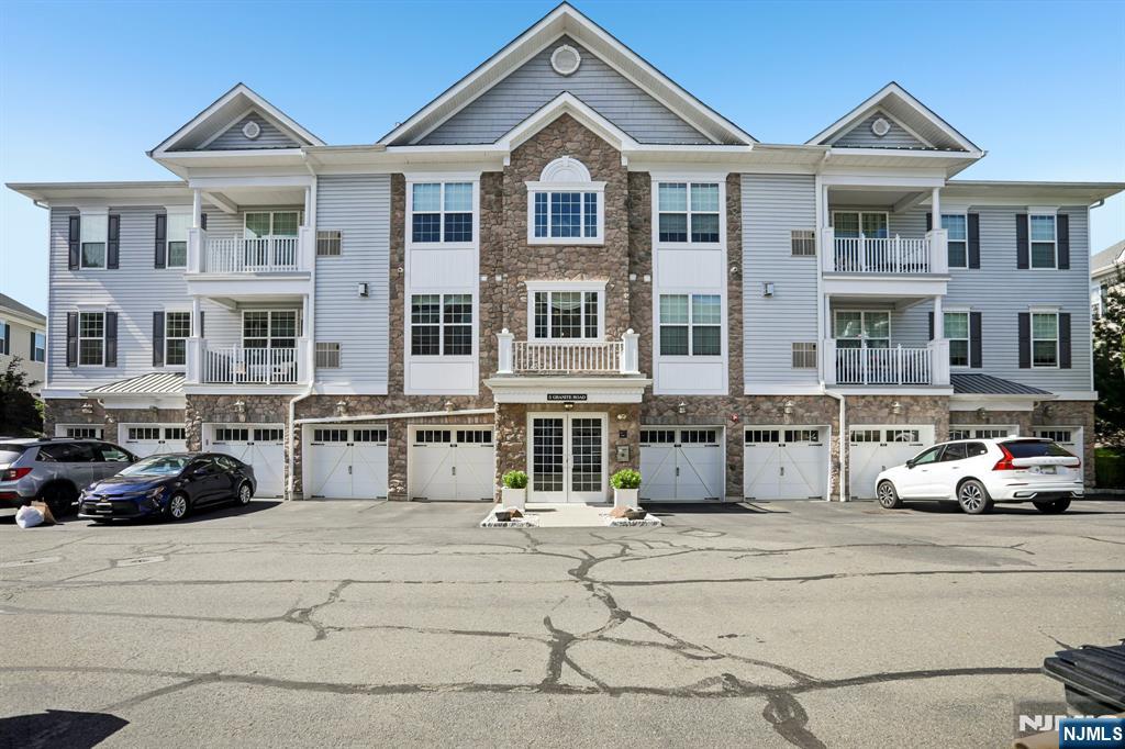 5 Granite Road, Unit A2 Woodland Park, NJ 07424 - Photo 1 of 37