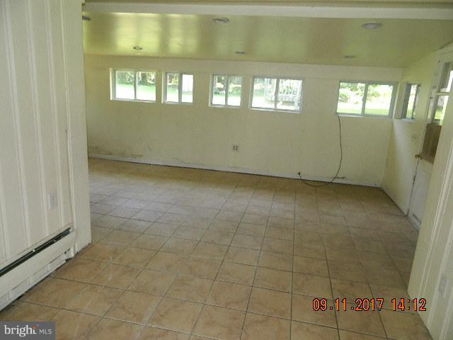 9217 Nottingwood Road Baltimore, MD 21237 - Photo 5 of 12 Dining Room