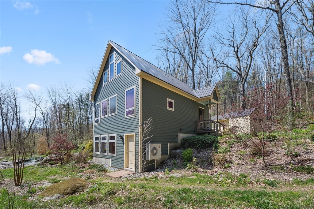 999 Sheldon Road Barre, MA 01005 - Photo 4 of 41 Gallery Image 4
