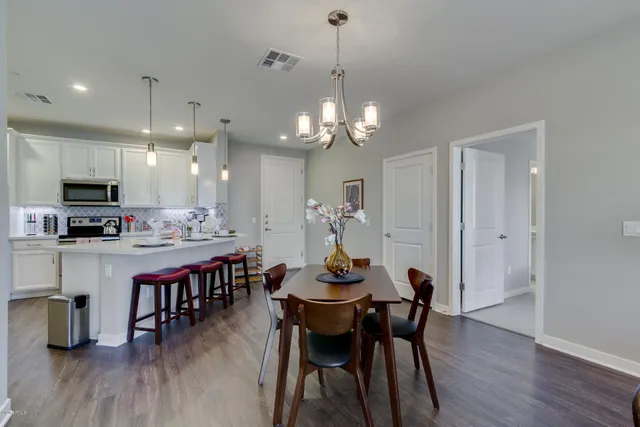 $3,750 | 2511 West Queen Creek Road, Unit 160, Chandler, AZ 85248