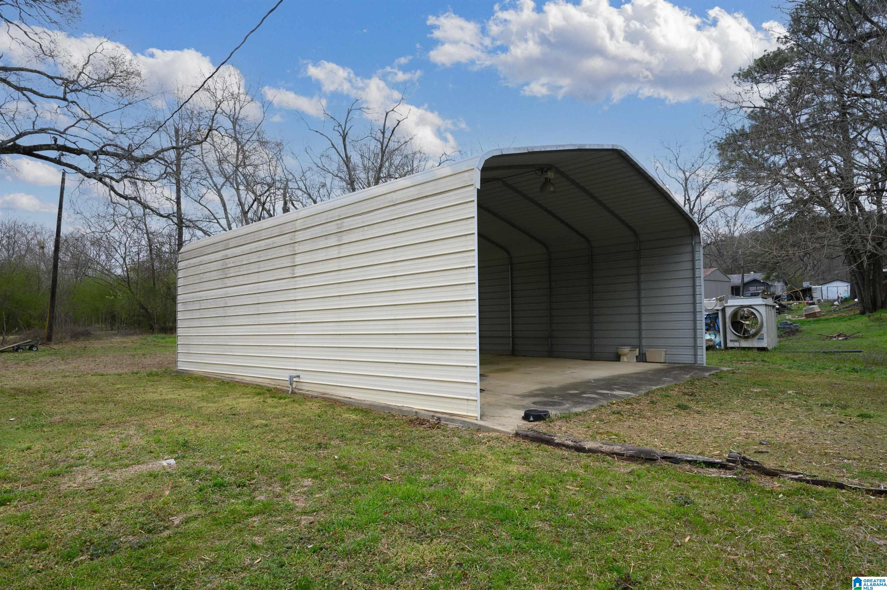767 Hillcrest Road Sylacauga, AL 35150 - Photo 8 of 12