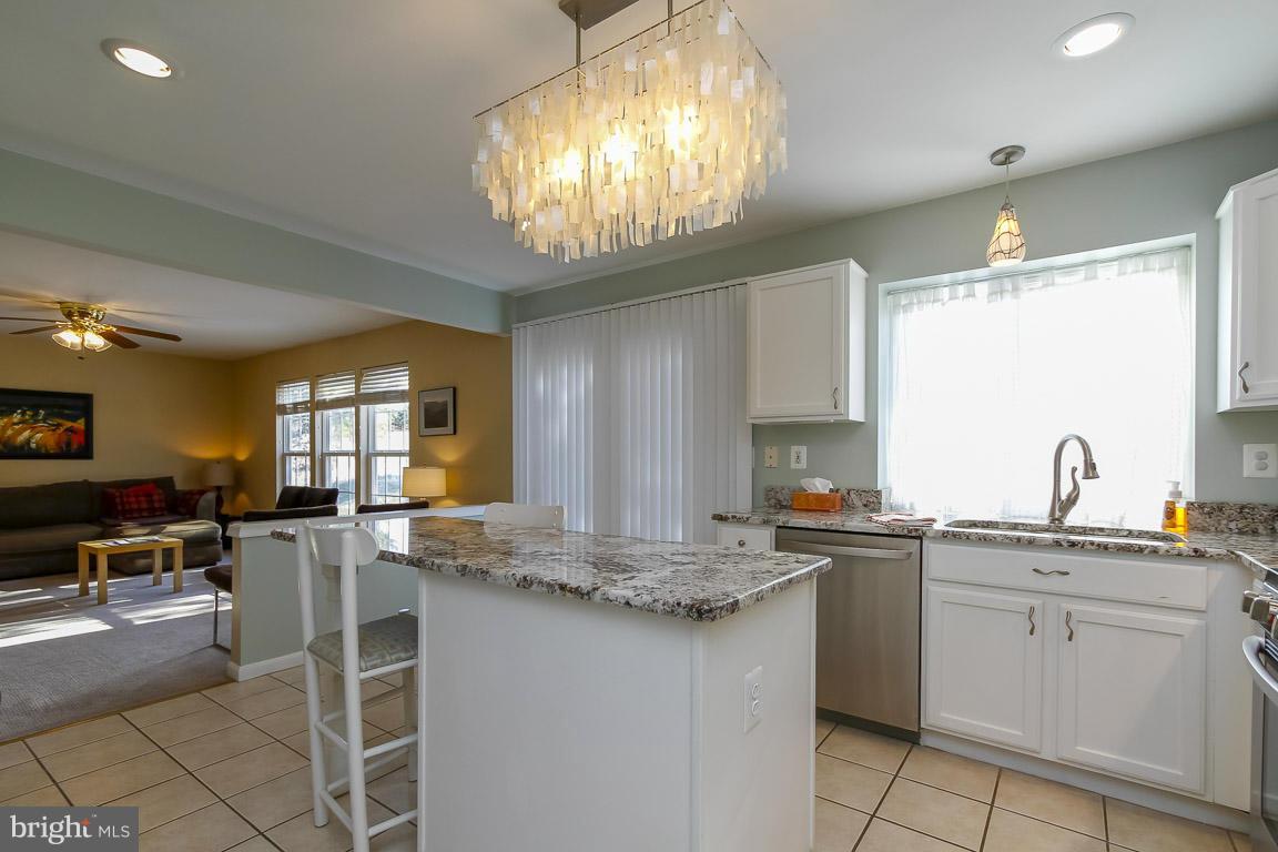 8113 Jacobs Field Road Rosedale, MD 21237 - Photo 12 of 29 Kitchen