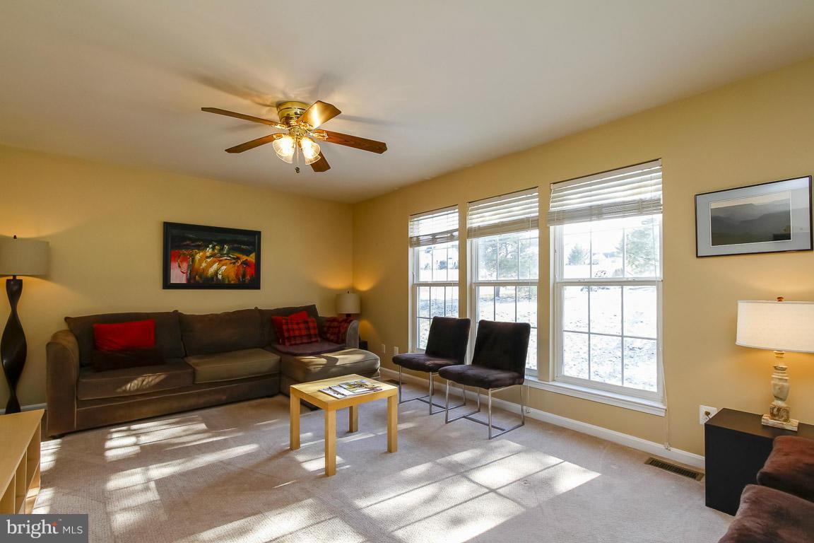 8113 Jacobs Field Road Rosedale, MD 21237 - Photo 18 of 29 Family Room